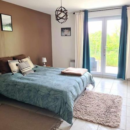 Gite De 70M² Avec Vue Sur Le Massif Du Pilat Clonas-sur-Vareze Екстериор снимка