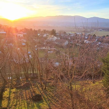 Gite De 70M² Avec Vue Sur Le Massif Du Pilat Clonas-sur-Vareze Екстериор снимка
