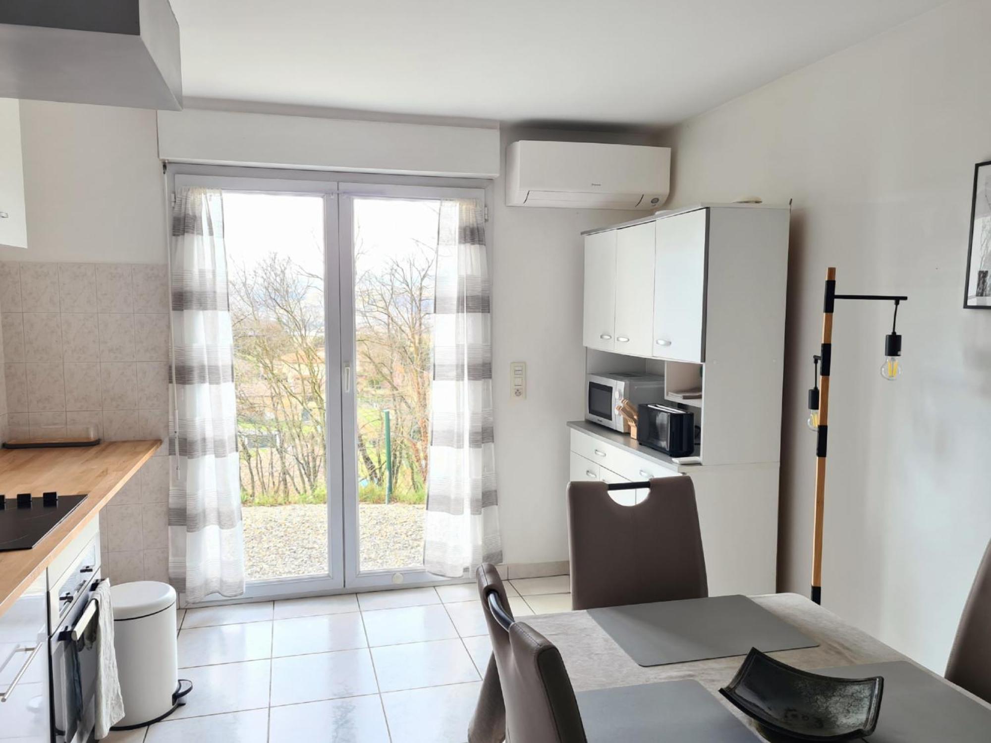 Gite De 70M² Avec Vue Sur Le Massif Du Pilat Clonas-sur-Vareze Екстериор снимка